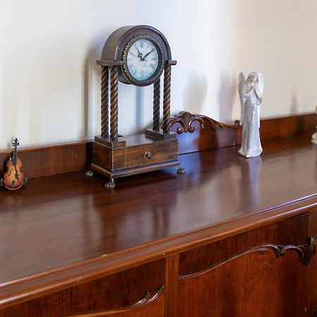 Era Of Elegance: 1928 Classic Dwelling Tripoli Luaran gambar