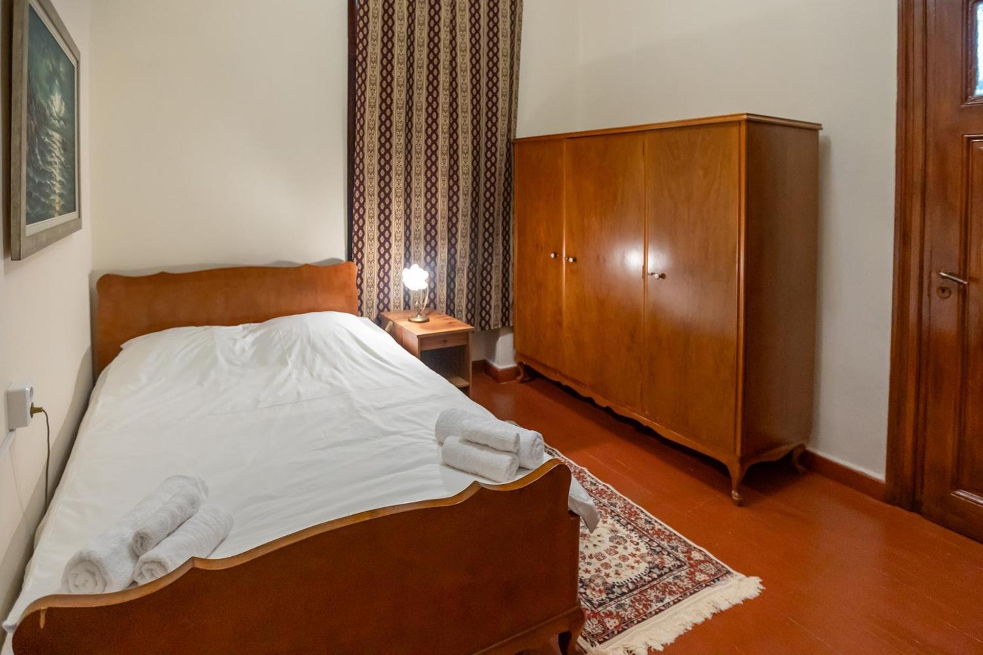 Era Of Elegance: 1928 Classic Dwelling Tripoli Luaran gambar