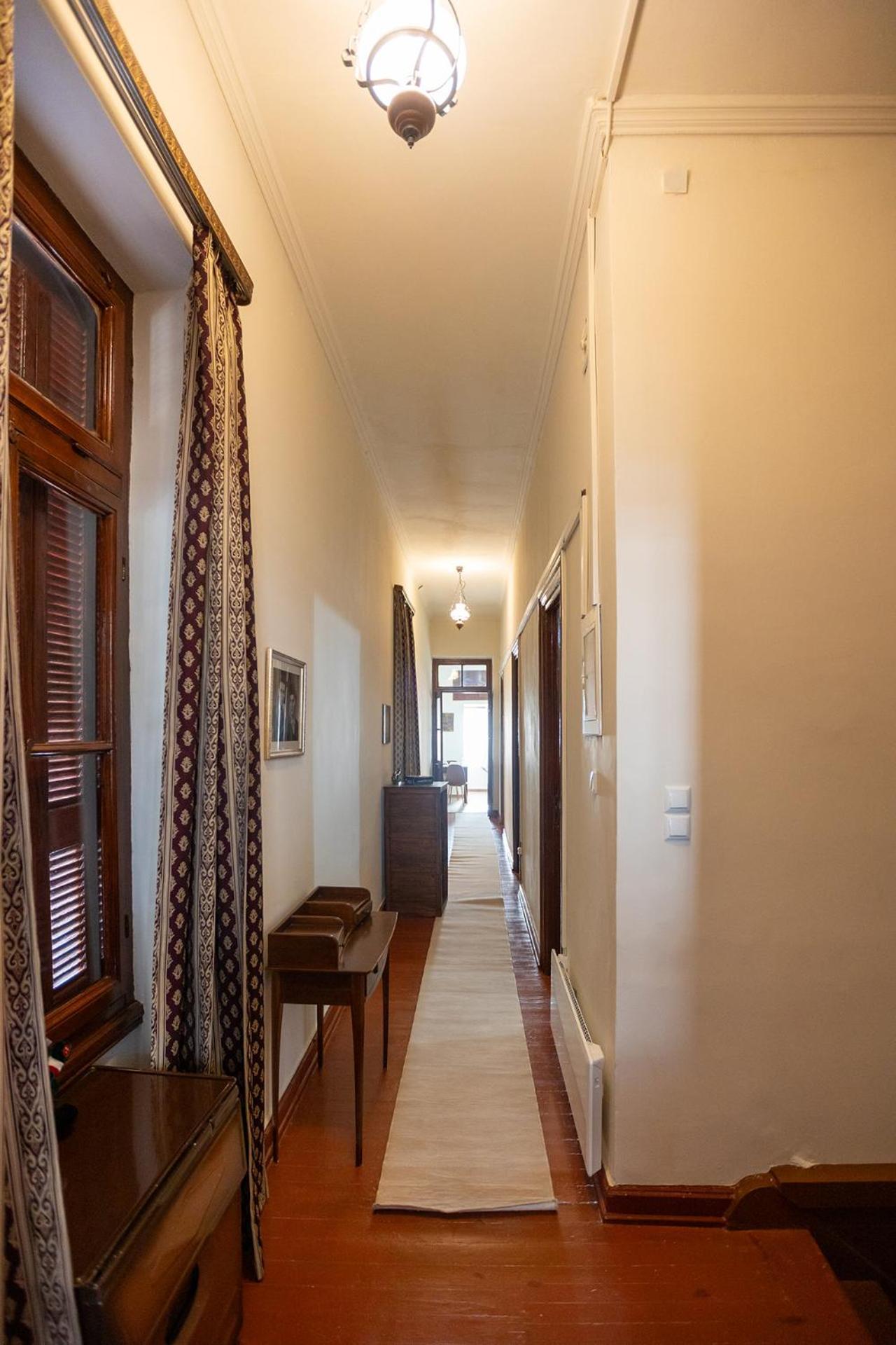 Era Of Elegance: 1928 Classic Dwelling Tripoli Luaran gambar